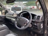 当店の車はルームクリーニング施工済み!納車前には手がけWAX、室内仕上げ清掃で納車をおこなっております!