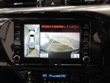 車両を上方から見たような映像をナビ画面に表示するパノラミックビューモニターです。