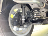 お車を安心してお乗りいただく為には、足回りの定期点検が欠かせません。サービスサポート(有償保証)では無料点検もご提供しており、安心のカーライフをお過ごしいただけるサポート体制が整っています。