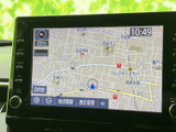 見やすい地図表示で、初めての道でも安心。渋滞情報もリアルタイムで確認でき、最適なルートを提案してくれます。スムーズな移動をサポートします。