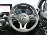 ちょうどいい大きさのハンドルです♪スイスイ運転できますよ♪