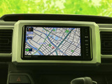 見やすい地図画面で、目的地へのナビゲーションもスムーズ。渋滞情報なども表示され、最適なルートを選択できます。運転の安全性を高めます。