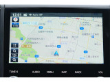 パナソニック製メモリーナビ装備!!TV視聴(フルセグ対応)やCD、DVD再生の 、Bluetoothにも対応しています。