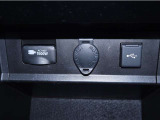 1500Wまで使えるAC100Vコンセント/USB端子