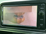 明るく鮮やかなモニターで、様々な情報を確認できます。車両情報や設定変更も簡単に行えます。快適なカーライフをサポートします。