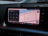 ◆iDriveを装備。操作系統をディスプレイから独立させることで、人間工学に基づいた最適な運転環境を実現しております。◆