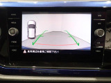 リヤカメラ付きです!バックで駐車する時も簡単に後方確認が出来ます☆欠かせない装備ですね