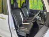 運転席シート廻りは使用感も少なく、良好な状態となっています。丁寧に使われていたことがよくわかりますね。