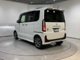 ご納車までの期間ですが、県内のお客様は2、3週間、県外のお客様は3、4週間ほどでご納車が可能となります。但し、お支払いや書類の状況によっては多少の前後もありますので、その際には何卒ご了承下さい。