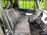運転席シート廻りは使用感も少なく、良好な状態となっています。丁寧に使われていたことがよくわかりますね。