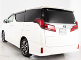 ★展示前点検実施★特殊な機材も用いて、全車点検を実施しております!