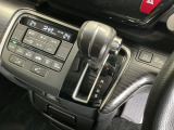発進時から滑らかに加速する無段階変速のCVTはストップ&ゴーの多い街の中も快適です