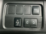 運転席スイッチ部 人気装備の両側オートスライドドア付きで、とっても便利です!!