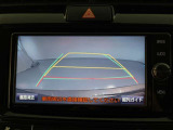 バックガイドモニターで、後方を確認しながら安心して駐車することができます。運転初心者も熟練者も必須の機能ですよ!