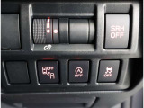 アイドリングストップ機能がついているので、停車時にエンジンを止めて燃料消費を抑えます。環境にもお財布に優しいですね♪