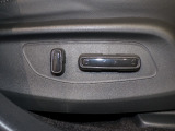 【パワーシート】メモリー機能付きパワーシート装備車です。電動でシートが動きます、高級感がありとても便利な機能です!