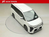 両側パワースライドドア付きだから、狭い駐車スペースなどでの乗り降りラクラク♪小さなお子さまのいるご家庭には嬉しい装備です。