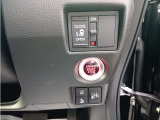 左側電動スライドドア
