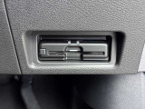 今では必需品のETCもパネルデザインにフィットするビルトインタイプなので、見た目もスッキリとしています