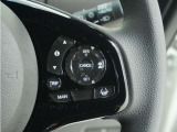 ◆アダプティブクルーズコントロール◆予め設定した車速内でクルマが自動的に加減速。前走車との適切な車間距離を維持しながら追従走行します。【LKAS】車線維持支援システムでステアリング操作を支援。