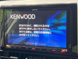【9型ナビ】目的地までしっかり案内してくれる使いやすいナビ。Bluetooth接続すればお持ちのスマホやMP3プレイヤーの音楽を再生可能!毎日の運転がさらに楽しくなります!!