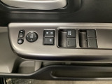 ドアスイッチもシンプルで、使いやすさを考え設計されています。