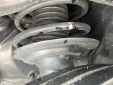 お車を安心してお乗りいただく為には、足回りの定期点検が欠かせません。サービスサポート(有償保証)では無料点検もご提供しており、安心のカーライフをお過ごしいただけるサポート体制が整っています。