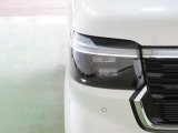 LEDヘッドライトは、点灯の瞬間から光量を発揮し、突然暗くなるトンネルなどでの安定感を高めます。