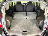普段のお買い物や通勤、送迎等に十分な荷室スペースを確保しております。セカンドシートを倒すと、大きな荷物の積載も可能です♪