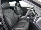 Audi車はどの車種も全てレザーハンドルです。そこにはAudiのこだわりがあり質感の高いレザーでしっかりと手に馴染み、高級感を演出します。