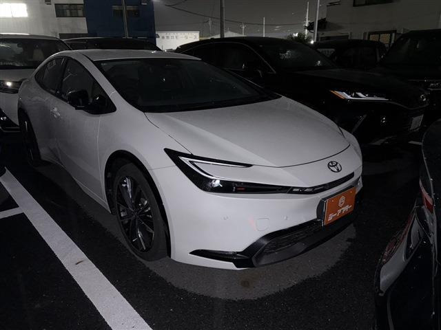 プリウス 2.0 Z 禁煙車 純正12.3インチディスプレイ