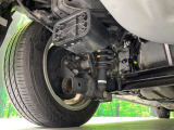 お車を安心してお乗りいただく為には、足回りの定期点検が欠かせません。サービスサポート(有償保証)では無料点検もご提供しており、安心のカーライフをお過ごしいただけるサポート体制が整っています。
