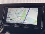 高精細な地図表示で、目的地までの道順がひと目でわかります。スムーズなナビゲーションで、快適なドライブをサポートします。