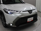 プリクラッシュセーフティに交差点右折時の対向直進車および右左折時の対向方向からの横断歩行者検知機能を追加した「Toyota Safety Sense」が装備されています。