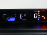 視認性に優れたメーターで、夜間走行も安心して運転できます!