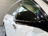 メルセデスの認定中古車「サーティファイドカー」には、最大100項目にも及ぶ点検・整備項目が設定されています>
