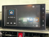 【9インチ ディスプレイオーディオ】大画面ディスプレイへお持ちのスマートフォンと連携して、ナビやbluetoothでの音楽再生が可能です♪デザインはもちろん操作性も良好!別途ナビ機能の取付可能です♪