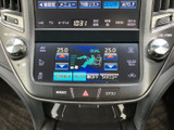 停車中に楽しめるTV機能。長距離移動や休憩時間も退屈しません。家族や友人と、旅の思い出を共有するのに最適です。