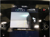 サイドビューカメラは、狭い道路での走行や左側への寄せに活躍。周囲の状況をしっかり確認でき、安全性を高める便利な機能です。