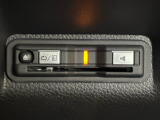 有料道路のレーン通過に便利なETC2.0車載器を装着しています。ご利用にはセットアップが必要となります。