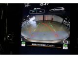 バックカメラ装備。後方の安全確認はおまかせ!!これで苦手な車庫入れも安心です♪小さなお子様のいるご家庭では重要です。