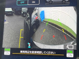 【フロント&サイド&バックカメラ】ドライバーから見にくい死角部分を映像で確認できるカメラを各所に装着。見通しがきかない場所や住宅密集地などを運転することが多い人におすすめの安心装備です。
