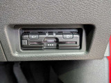 今では必需品のETCもパネルデザインにフィットするビルトインタイプなので、見た目もスッキリとしています