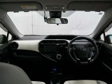 見通しのよいすっきりとした視界で、誰でも運転しやすいです。運転のしやすさは疲れにくさにも繋がりますよ♪