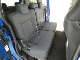 ゆとりある広々とした車内空間は、ドライブを始め買い物やレジャーなど、幅広く活躍します。一人でもみんなとでもお出かけを楽しみましょう!