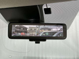 荷物をたくさん載せても後ろの確認が出来る便利なインテリジェントルームミラー!