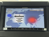 停車中に楽しめるTV機能。ニュースや番組をチェックしながら、休憩時間を有効活用できます。快適な時間を過ごせます。