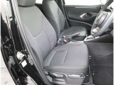 買ってからも安心!トヨタ認定中古車には1年間走行距離無制限の「ロングラン保証」がついています。年式は問わず、全国約5,000ヶ所のトヨタのお店で保証修理を受けることができます。