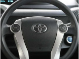 【ステリングスイッチ】運転しながら各種操作が可能な画期的な装備!とっても便利ですよ。