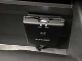 ETC2.0を装備しております。高速道路での渋滞情報取や従来のETCより通行料金がお安くなる場合がございます。
